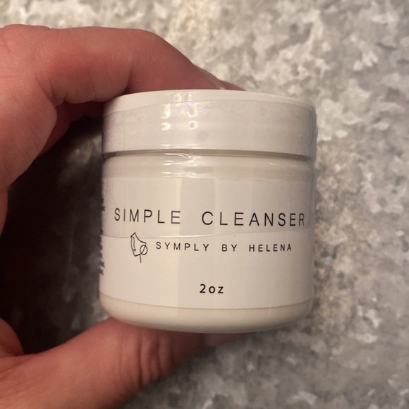 Simple Cleanser - Picture 6 of 6